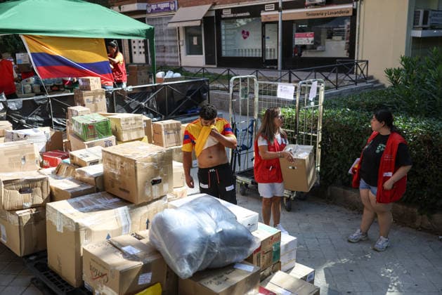 Fundación Madrina Prepares First Shipment of Humanitarian Aid for Colombia Following the Earthquake Volunteers from Fundación Madrina are preparing supplies to send to the areas most affected by the earthquake in Colombia, as of August 20, 2026, in Madrid, Spain. Fundación Madrina is collecting, organizing, and transporting humanitarian aid to the Colombian communities hardest hit by the earthquake. The first shipment of aid will leave tomorrow, Friday, August 21, in the early morning hours. AUGUST 20, 2026 NGO NON-GOVERNMENTAL ORGANIZATION NATURAL DISASTER THIRD SECTOR Alejandro Martínez Vé Madrid, Madrid, Spain  Copyright: xAlejandroxMartinezxVÃ lezx 7722196