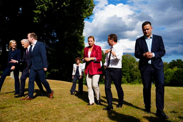 Denmark Nordic Summer Meeting The Nordic leaders walk the garden of Marienborg as The Prime Minister of Denmark and the Faroese Prime Minister are hosting the Nordic heads of government at Hoevelte Barracks and Marienborg on Thursday, August 20, 2026. The summer meeting begins with a visit to Hoevelte Barracks, where the leaders are shown modern military capabilities. The meeting then continues at Marienborg, where they will discuss, among other things, closer Nordic defense cooperation, the Nordic regions role in the geopolitical situation, and the protection of children and young people online. , Hoevelte and Kgs. Lyngby Denmark *** Denmark Nordic Summer Meeting: The Nordic leaders stroll through the gardens of Marienborg as the Prime M  Copyright: MadsxClausxRasmussenx spdk20260820-161751-L