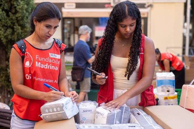 August 20, 2026, Madrid, Spain: Volunteers from the Madrina Foundation prepare supplies to send to the areas most affected by the earthquake in Colombia. The Madrina Foundation is collecting, organizing, and transporting humanitarian aid to the communities in Colombia most affected by the earthquake. Madrid Spain - ZUMAs197 20260820_aaa_s197_040 Copyright: xDavidxCanalesx