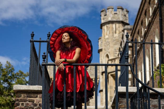 Imagining Animals at the Tower of London, London, UK 20 August 2026 Performers in animal costumes interact with visitors during Imagining Animals at the Tower of London, London, UK, on 20 August 2026. The performance, commissioned and produced by Historic Royal Palaces and created by artistic directors Mervyn Millar and Suzy Willson, uses puppetry, music and movement to reimagine the Tower s history as home to a Royal Menagerie for over 600 years, running until 31 August 2026., Credit:PETE SPELLER Avalon  Copyright: xPETExSPELLERx xAvalonx 1126341711