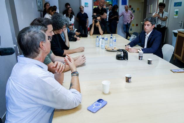 Gabriel Attal visits the Les Nouveaux Cedres center run by the Droit à l Enfant association, which cares for children with social needs in Aulnay-sous-Bois. Gabriel Attal visits the Les Nouveaux Cedres center run by the Droit à l Enfant association, which cares for children with social needs in Aulnay-sous-Bois 459027 August 20, 2026 Attal, Gabriel  Copyright: xLionelxGuericolasx xStarfacex STAR_459027_001