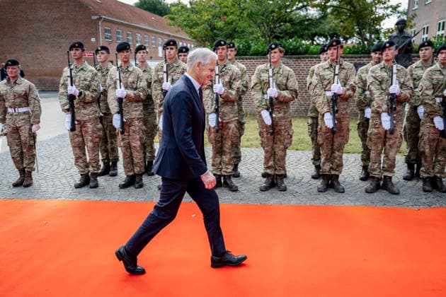 Denmark Nordic Summer Meeting Norway s Prime Minister Jonas Gahr Stoere at Hoevelte Barracks on Thursday, August 20, 2026. The summer meeting begins with a visit to Hoevelte Barracks, where the leaders are shown modern military capabilities. The meeting then continues at Marienborg, where they will discuss, among other things, closer Nordic defense cooperation, the Nordic role in the geopolitical situation, and the protection of children and young people online. (Photo: Mads Claus Rasmussen Ritzau Scanpix) , Kongens Lyngby Denmark *** Denmark Nordic Summer Meeting: Norway’s Prime Minister Jonas Gahr Stoere at Hoevelte Barracks on Thursday, August 20, 2026. The summer meeting begins with a visit to Hoevelte Barracks, where the leaders are  Copyright: RitzauxScanpix MadsxClausxRasmussenx spdk20260820-194858-L