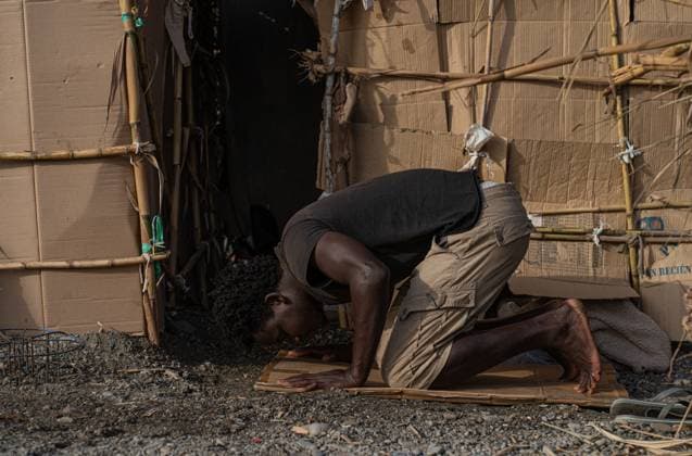 Migrants live in makeshift settlement on Ceuta beach CEUTA, SPAIN, AUGUST 20, 2026: Hundreds of migrants live in a makeshift settlement at Trampolin Beach in Ceuta, using shelters built from reeds, plastic and other discarded materials. Ceuta Spain Copyright: x xClaudioxPalmax xJNAxPressx