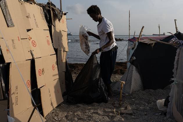 Migrants live in makeshift settlement on Ceuta beach CEUTA, SPAIN, AUGUST 20, 2026: Hundreds of migrants live in a makeshift settlement at Trampolin Beach in Ceuta, using shelters built from reeds, plastic and other discarded materials. Ceuta Spain Copyright: x xClaudioxPalmax xJNAxPressx
