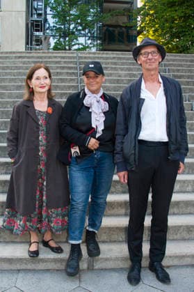 Hiddensee , Filmpremiere im Filmtheater am Friedrichshain, Berlin, 20.08.2026 Schauspielerin Barbara Schnitzler, Regisseurin Annekatrin Hendel, Musiker und Filmkomponist Flake alias Christian Lorenz, HIDDENSEE , Foto Call zur Berlin-Premiere im FAF (Filmtheater Am Friedrichshain), Berlin, 20.08.2026 Berlin Filmtheater am Friedrichshain Deutschland, germany *** Hiddensee, film premiere at the Filmtheater am Friedrichshain in Berlin, August 20, 2026; actress Barbara Schnitzler, director Annekatrin Hendel, musician and film composer Flake (aka Christian Lorenz), HIDDENSEE, Photo call for the Berlin premiere at the FAF Filmtheater am Friedrichshain, Berlin, August 20, 2026 Berlin Filmtheater am Friedrichshain Germany, Germany Copyright: xChristianxBehringx