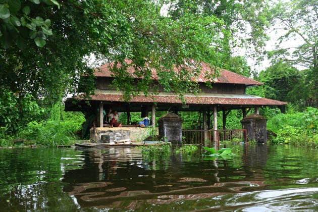 August 20, 2026, Ngathaingchaung, Ayeyarwady Region, Myanmar: A resident remains inside a flooded house in Ngathaingchaung Township, Ayeyarwady Region, Myanmar..In Laymyethna Township, Ayeyarwady Region, the Ngawun River embankment collapsed on July 31, leaving nearby towns including Hinthada, Yegyi, Ngathaingchaung, Kyonpyaw and Kyaunggon still inundated for three weeks, affecting tens of thousands of people, officials said. Ngathaingchaung Myanmar - ZUMAn324 20260820_zip_n324_009 Copyright: xAyexMyaxNaingx