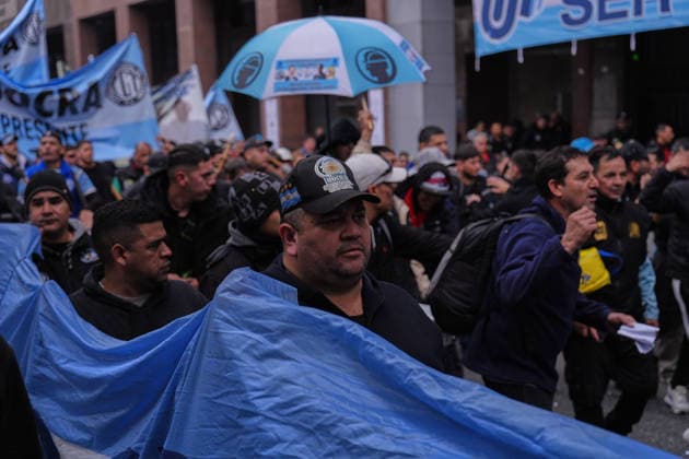 Protest against growing household debt in Buenos Aires BUENOS AIRES, ARGENTINA – AUGUST 20: Members and leaders of the General Confederation of Labor (CGT) march toward the Ministry of Economy during a protest against growing household debt and rising living costs, in Buenos Aires, Argentina on August 20, 2026. Demonstrators gathered in the national capital to demand urgent economic relief, highlighting the severe financial strain faced by millions of working-class families struggling to cover basic household expenses. The mobilization called by the country s main labor confederation focused on the critical impact of debt on everyday workers amid ongoing economic challenges. Luciano Gonzalez Anadolu Buenos Aires Argentina. Editorial use o  Copyright: x2026xAnadoluxLucianoxGonzalezx