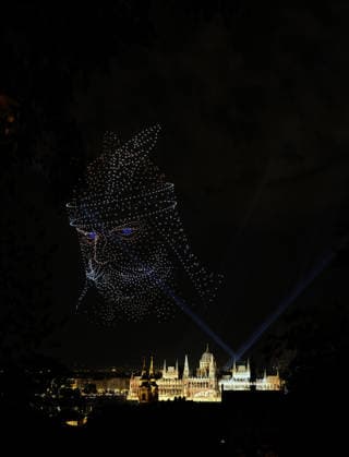 Budapest National Day BUDAPEST, HUNGARY - AUGUST 20 : A view of light shows around the Parliament Building are held to mark the August 20 National Day near the Danube River in Budapest, Hungary on August 20, 2026. Ilkin Eskipehlivan Anadolu Budapest Hungary. Editorial use only. Please get in touch for any other usage.  Copyright: x2026xAnadoluxIlkinxEskipehlivanx