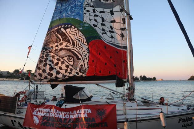 Italian and Albanian Pro Palestinian activists sail to Vlore from Italy BRINDISI, ITALY - AUGUST 20: Several dozen Italian and Albanian Pro Palestine activists, set sail last night from the Italian port of Brindisi, Italy bound for Vlore, Albania, on August 20, 2026. The activist were aboard several boats from the Global Sumud Flotilla that were damaged and left adrift by the Israeli military during the Global Sumud Flotilla’s last mission to Gaza. On the 35th anniversary of the events in Vlora (when thousands of Albanian seeking asylum arrived in Puglia on a ship overcrowded with people), few children of the survivors of this tragedy return to Albania aboard the Flotilla’s boats to support the Flamingo Revolution - a popular protest move  Copyright: x2026xAnadoluxMichelexLuigixEdoardoxNovagax