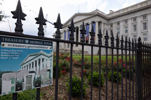 US public debt surpasses $40 trillion for first time WASHINGTON, D.C., UNITED STATES – AUGUST 20: The US Treasury Department is seen in Washington, DC, on August 20, 2026. Total US public debt has surpassed $40 trillion for the first time, marking a roughly one-third increase in less than five years amid historically wide federal budget deficits. Mehmet Eser Anadolu Washington D.C. United States. Editorial use only. Please get in touch for any other usage.  Copyright: x2026xAnadoluxMehmetxEserx