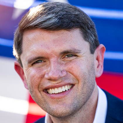 August 20, 2026, Austin, Texas, USA: U.S. Senate candidate JAMES TALARICO campaigns in Austin at Celis brewery as he completes his New American Dream tour throughout Texas. Austin USA - ZUMA 20260820_mda_n340_587 Copyright: xJoexNogalskix