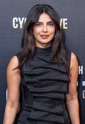 August 20, 2026, Bronx, New York, USA: Priyanka Chopra Jonas wearing dress by A.W.A.K.E. Mode attends premiere of The Cycle of Love at DGA Theater in New York on August 20, 2026. Bronx USA - ZUMAr339 20260820_znp_r339_063 Copyright: xLevxRadinx