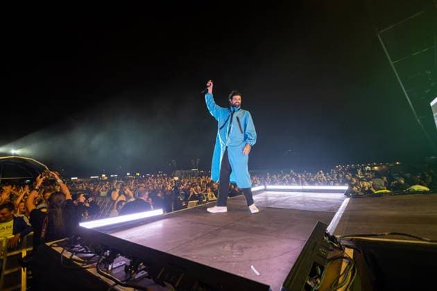 Kasabian live at Vilar de Mouros Festival - 21 Aug 2026 Lead singer Sergio Pizzorno of the British alternative?rock band Kasabian performs during the third day of the Vilar de Mouros Festival. Vilar de Mouros Portugal Copyright: xDiogoxBaptistax xSOPAxImagesx DB_Kasabien20260820_031