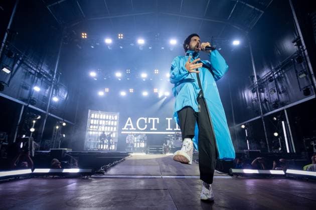 August 21, 2026, Vilar De Mouros, Portugal: Lead singer Sergio Pizzorno of the British alternative?rock band Kasabian performs during the third day of the Vilar de Mouros Festival. Vilar De Mouros Portugal - ZUMAs197 20260821_aaa_s197_024 Copyright: xDiogoxBaptistax