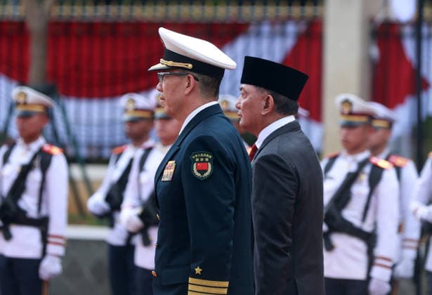 Chinese Defense Minister Dong Jun meets Indonesian counterpart in Jakarta JAKARTA, INDONESIA - AUGUST 21: Indonesian Defense Minister Sjafrie Sjamsoeddin (R) walks with Chinese Defense Minister Admiral Dong Jun (L) during a welcoming ceremony at the Indonesian Ministry of Defense headquarters in Jakarta, Indonesia, on Friday, August 21, 2026. Dong Jun’s visit aims to strengthen bilateral relations and discuss various forms of military cooperation. Eko Siswono Toyudho Anadolu Jakarta Indonesia. Editorial use only. Please get in touch for any other usage.  Copyright: x2026xAnadoluxEkoxSiswonoxToyudhox