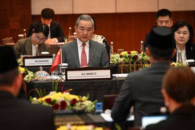 Chinese Foreign Minister Wang Yi in Jakarta JAKARTA, INDONESIA - AUGUST 21: (----EDITORIAL USE ONLY - MANDATORY CREDIT - INDONESIAN FOREIGN MINISTRY HANDOUT - NO MARKETING NO ADVERTISING CAMPAIGNS - DISTRIBUTED AS A SERVICE TO CLIENTS----) Chinese Foreign Minister Wang Yi and Indonesian Foreign Minister Sugiono (not seen) attend the Comprehensive Strategic Dialogue meeting at the Ministry of Foreign Affairs building in Jakarta, Indonesia, on August 21, 2026. The meeting focused on strengthening bilateral strategic partnerships, economic cooperation, regional stability, and joint diplomatic initiatives between China and Indonesia. Indonesian Foreign Ministry Handout Anadolu Jakarta Indonesia. Editorial use only. Please get in touch  Copyright: x2026xAnadoluxIndonesianxForeignxMinistryx xHandoutx