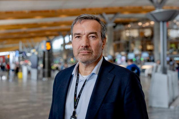 Flygelederforeningen gar ut i streik Gardermoen 20260821. Jan Gunnar Pedersen, konserndirektor for Avinor Flysikring AS, pa Oslo lufthavn. Meklingen i oppgjoret for flygelederne pa norske flyplasser endte i brudd. Na blir det streik blant flygeledere pa Gardermoen og pa Flesland. Foto: Stian Lysberg Solum NTB Gardermoen Norge XSNonFcACG8 EDITORIAL USE ONLY Ref:_BNCXSNonFcACG8.jpg *** Air Traffic Controllers Association Goes on Strike at Gardermoen, August 21, 2026 Jan Gunnar Pedersen, Executive Vice President of Avinor Flysikring AS, at Oslo Airport. Mediation in the collective bargaining agreement for air traffic controllers at Norwegian airports broke down. Now there will be a strike among air traffic controllers at Gardermoen  Copyright: xStianxLysbergxSolumx xNTBx