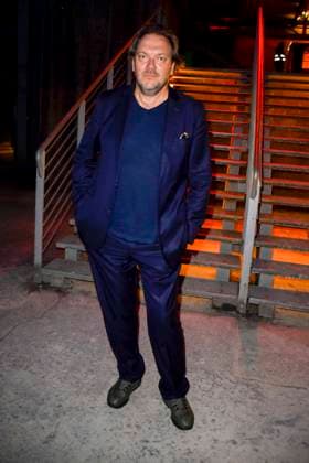 ABB HUEBNER_ Charly Huebner Schauspieler bei der NRW Kino Film Premiere Spaziergang nach Syrakus im Freilicht Kino Stadtwerke Sommerkino Landschaftspark am 20.AUGUST 2026 in Duisburg NRW Deutschland *** ABB HUEBNER Charly Huebner, actor at the NRW Kino film premiere of *A Walk to Syracuse* at the Stadtwerke Summer Cinema in the Landschaftspark on August 20, 2026, in Duisburg, NRW, Germany