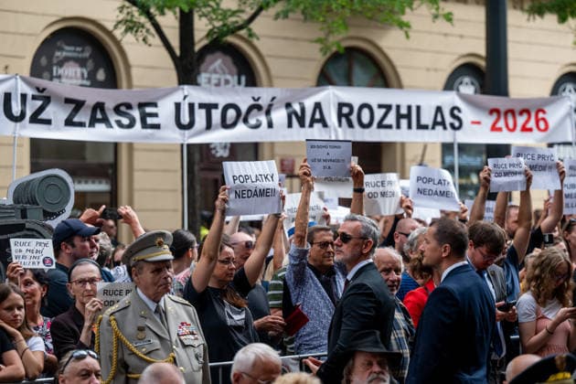 Independent media are one of the fundamental pillars of democracy, Czech President Petr Pavel (not pictured) said outside the Czech Radio (CRo) building in Prague, Czech Republic, August 21, 2026 during a memorial ceremony marking the 58th anniversary of the 1968 occupation of Czechoslovakia by the Warsaw Pact troops. Pictured supporters of public media Czech Radio, as well as Czech Television. (CTKxPhoto OndrejxDeml) CTKPhotoP2026082103344  CTKPhotoP2026082103344