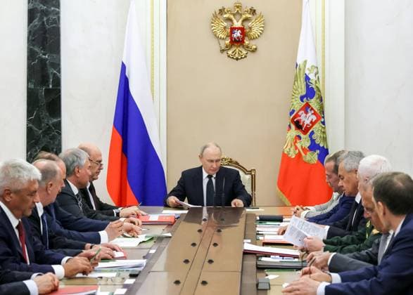 Russia Putin Security Council 9225869 21.08.2026 Russian President Vladimir Putin holds a meeting with members of the Security Council at the Kremlin in Moscow, Russia. Mikhail Metzel Sputnik Moscow Russia  Copyright: xMikhailxMetzelx
