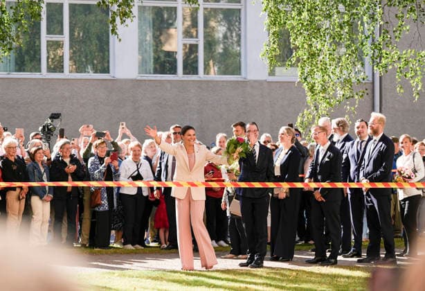 LKS 20260821 Sweden s Crown Princess Victoria and Prince Daniel greet the people during their visit to Vaasa, Finland on Friday, 21st August, 2026. With her visit, the Crown Princess Victoria honored the 250 years of the Court of Appeal of Vaasa. - HELENA HEIMONEN Vaasa Pohjanmaa Finland  Copyright: xHelenaxHeimonenx dfKPj0alOoc