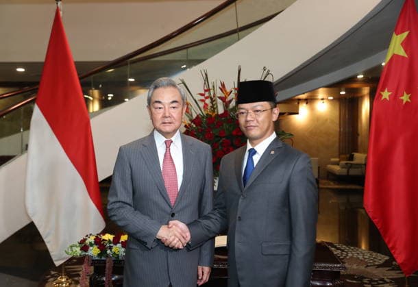 (260821) -- JAKARTA, Aug. 21, 2026 -- Chinese Foreign Minister Wang Yi, also a member of the Political Bureau of the Communist Party of China Central Committee, co-chairs the first Conference of China-Indonesia Comprehensive Strategic Dialogue Mechanism with Indonesian Foreign Minister Sugiono in Jakarta, Indonesia, Aug. 21, 2026. ) INDONESIA-CHINA-FMS-COMPREHENSIVE STRATEGIC DIALOGUE MECHANISM-CONFERENCE CenxYunpeng 