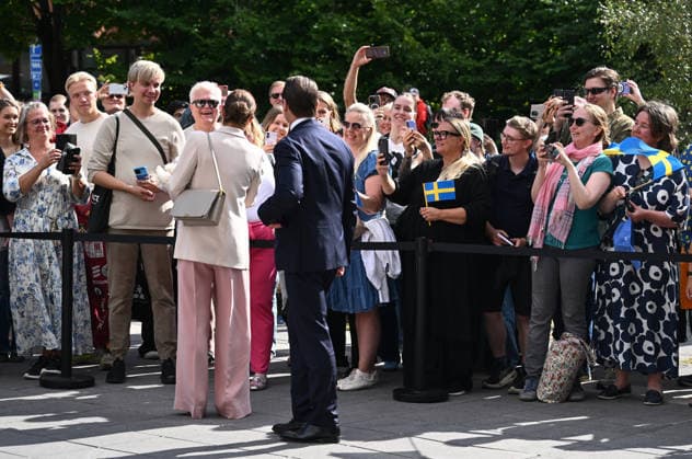 LKS 20260821 Sweden s Crown Princess Victoria and Prince Daniel are greeting crowd at the Aalto University in Espoo, Finland on 21, August, 2026. - MIKKO STIG Espoo Finland  Copyright: xMikkoxStigx 6gxAeN4PVwE