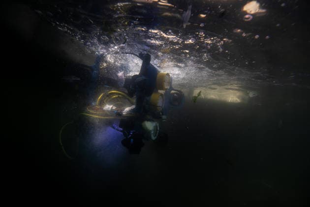 TEKNOFEST Blue Homeland KOCAELI, TURKIYE - AUGUST 21: An unmanned underwater vehicle operates in a test pool during the Unmanned Underwater Systems Competition held as part of TEKNOFEST Blue Homeland at the Golcuk Naval Shipyard Command in Kocaeli, Turkiye, on August 21, 2026. Organized under the main leadership of the Turkish National Defense Ministry and the Turkish Technology Team Foundation (T3 Foundation), with Anadolu as the Global Communication Partner, the event showcases Turkiye s maritime power, defense capabilities and indigenous technologies. Sebnem Coskun Anadolu Kocaeli Turkey. Editorial use only. Please get in touch for any other usage.  Copyright: x2026xAnadoluxSebnemxCoskunx