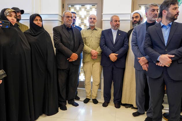 Iranian Parliament Speaker Mohammad Bagher Ghalibaf in Iraq NAJAF, IRAQ - AUGUST 21: Iranian Parliament Speaker Mohammad Bagher Ghalibaf visits the grave of Abu Mahdi al-Muhandis, former deputy head of the Popular Mobilization Forces (Hashd al-Shaabi), who was killed in a U.S. strike, in Najaf, Iraq, on August 21, 2026. Karar Essa Anadolu Najaf Iraq. Editorial use only. Please get in touch for any other usage.  Copyright: x2026xAnadoluxKararxEssax