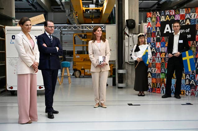 LKS 20260821 Sweden s Crown Princess Victoria and Prince Daniel are visiting Aalto Design Factory with Head of Donor Engagement at Aalto University Camilla Wardi (R) during royal couple s visit at the Aalto University in Espoo, Finland on 21, August, 2026. - EMMI KORHONEN Espoo Finland  Copyright: xEmmixKorhonenx Fte2_8b__AE