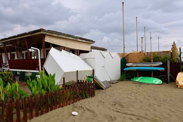 RECORD DATE NOT STATED IPA87664891 - Versilia (Lu) Two tornadoes struck Viareggio and Marina di Pietrasanta, causing damage to beach resorts and toppling trees onto houses and streets. Pictured: damage to a beach resort in Viareggio  Copyright: xx xx 87664891.jpeg