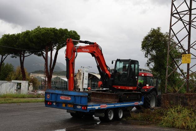 RECORD DATE NOT STATED IPA87664865 - Pietrasanta: Damage Caused by Severe Weather in Versilia—Rain, Thunderstorms, and Wind Cause Disruption and Damage to Beach Resorts and Tourists; Fallen Trees  Copyright: xx xx 87664865.jpeg