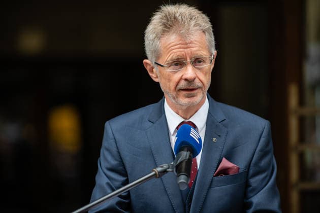58th anniversary of the Soviet and Warsaw Pact invasion of Czechoslovakia in Prague, Czech Republic - 21 Aug 2026 President of the Senate, Milos Vystrcil speaks during a ceremony in front of the Czech Radio building. Czechs and Slovaks commemorate the 58th anniversary of the Soviet and Warsaw Pact invasion of Czechoslovakia which started on 21st August 1968. The Soviet army occupied Czechoslovakia until 1990. Prague Czech Republic Copyright: xTomasxTkacikx xSOPAxImagesx 20260821-pieta-rozhlas-1968-009