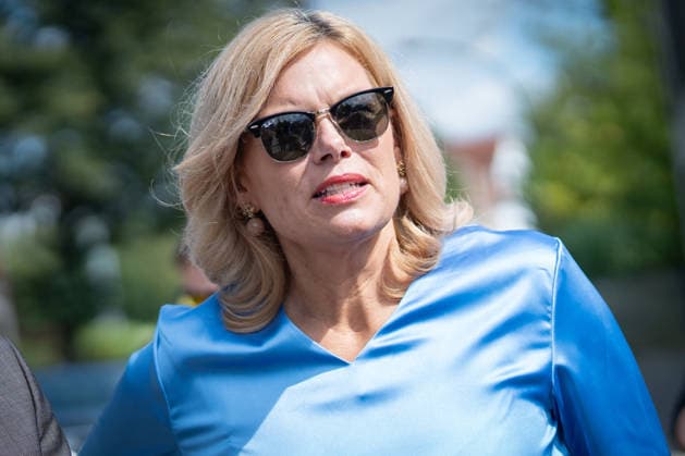 Bundestagspräsidentin Julia Klöckner in der Innenstadt von Wismar;Wahlkampf in Wismar zur bevorstehenden Landtagswahl 2026 mit dem CDU-Spitzenkandidaten und der Bundestagspräsidentin, Wismar Mecklenburg-Vorpommern Deutschland Innenstadt, Altstadt *** Bundestag President Julia Klöckner in downtown Wismar; campaign event in Wismar ahead of the upcoming 2026 state election featuring the CDU s top candidate and the Bundestag President; Wismar, Mecklenburg-Western Pomerania, Germany; downtown, Old Town
