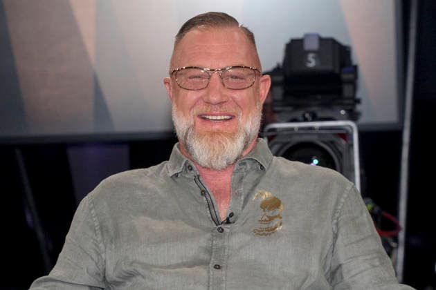 ABB TALKSHOW- St. Paulis bekanntester Koberer Fabian Zahrt Rotlicht Experte zu Gast in der NDR Talkshow unter dem Motto 400 Jahre Reeperbahn Spezial aus dem NDR 3 Studio am Freitag 21.AUGUST 2027 in Hamburg Aufzeichnung vom 01.07.2026 Hamburg Deutschland *** ABB TALK SHOW St. Pauli’s most famous pimp, Fabian Zahrt, a red-light district expert, appears as a guest on the NDR talk show titled 400 Years of the Reeperbahn Special from the NDR 3 studio on Friday, August 21, 2027, in Hamburg. Recorded on July 1 2026, Hamburg, Germany