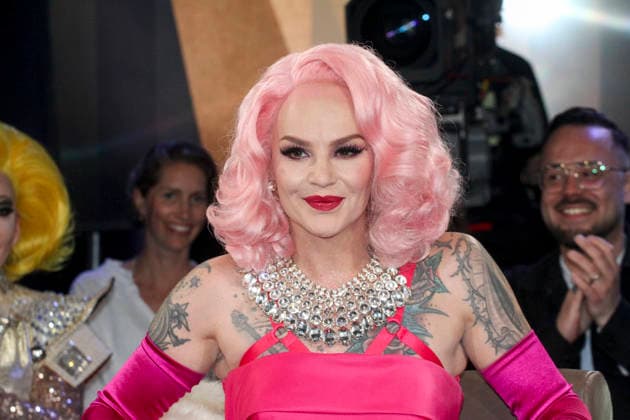 ABB TALKSHOW- Belle la Donna Hamburger Burlesque Kuenstlerin, Saengerin, Tarnzerin zu Gast in der NDR Talkshow unter dem Motto 400 Jahre Reeperbahn Spezial aus dem NDR 3 Studio am Freitag 21.AUGUST 2027 in Hamburg Aufzeichnung vom 01.07.2026 Hamburg Deutschland *** ABB TALK SHOW: Belle la Donna, Hamburg-based burlesque artist and singer, dancer as a guest on the NDR talk show themed 400 Years of the Reeperbahn Special from the NDR 3 studio on Friday, August 21, 2027, in Hamburg. Recorded on July 1, 2026, in Hamburg, Germany