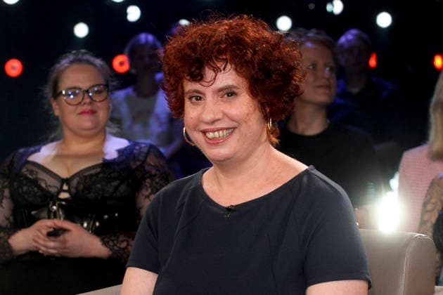 ABB TALKSHOW- Eva Decker ist freiberufliche Historikerin mit dem Schwerpunkt St. Pauli in Hamburg zu Gast in der NDR Talkshow unter dem Motto 400 Jahre Reeperbahn-Spezial aus dem NDR 3 Studio am Freitag 21.AUGUST 2027 in Hamburg Aufzeichnung vom 01.07.2026 Hamburg Deutschland *** ABB TALK SHOW Eva Decker, a freelance historian specializing in St. Pauli in Hamburg, will be a guest on the NDR talk show titled 400 Years of the Reeperbahn Special, broadcast from the NDR 3 studio on Friday, August 21, 2027, in Hamburg. Recorded on August 1 July 2026, Hamburg, Germany