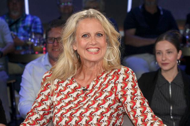 ABB TALKSHOW- Barbara Schoeneberger Moderatoren der NDR Talkshow unter dem Motto 400 Jahre Reeperbahn-Spezial aus dem NDR 3 Studio am Freitag 21.AUGUST 2027 in Hamburg Aufzeichnung vom 01.07.2026 Hamburg Deutschland *** ABB TALK SHOW Barbara Schoeneberger, host of the NDR talk show titled 400 Years of the Reeperbahn Special, broadcast from the NDR 3 studio on Friday, August 21, 2027, in Hamburg. Recorded on July 1, 2026, in Hamburg, Germany.