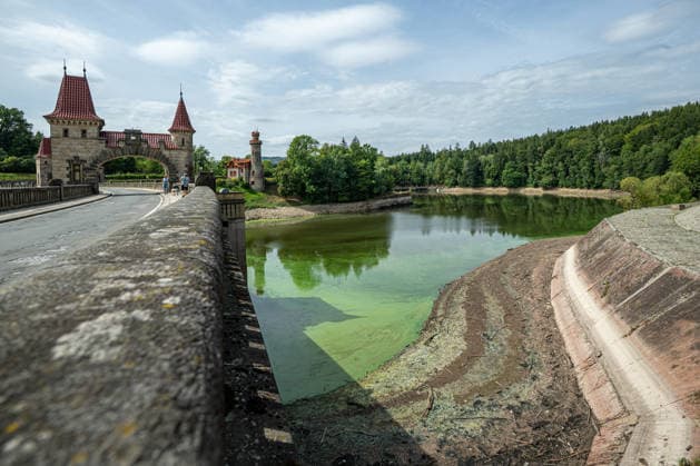 Low water level at the Les Kralovstvi reservoir on the Elbe river in Bila Tremesna near Dvur Kralove nad Labem, Trutnov region, Czech Republic, during the current drought, on August 21, 2026. (CTKxPhoto DavidxTanecek) CTKPhotoP2026082104822  CTKPhotoP2026082104822