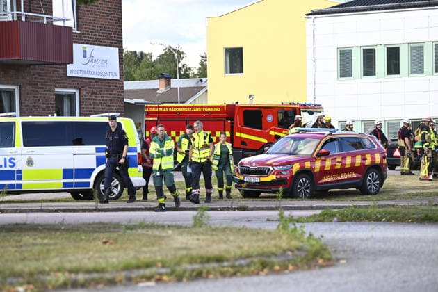 Police and rescue services on site with a major operation at Brinellskolan in Fagersta after several people were reportedly injured by a man with a sword, in Fagersta, Sweden on august 21, 2026. FAGERSTA SWEDEN x10080x *** Police and emergency services are on the scene conducting a major operation at Brinellskolan in Fagersta after several people were reportedly injured by a man wielding a sword in Fagersta, Sweden, on August 21, 2026. FAGERSTA, SWEDEN x10080x  Copyright: xFredrikxSandberg TTx SCHOOL ATTACK SWEDEN FAGERSTA 9yH2g4ipL5w