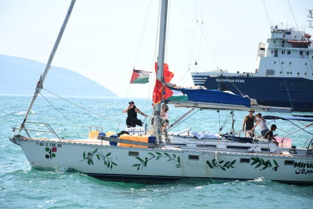 Global Sumud Flotilla activists arrive in Albania VLORE, ALBANIA - AUGUST 21: Boats carrying pro-Palestinian Italian and Albanian activists arrive off the coast of Vlore after sailing from Brindisi, Italy, on August 21, 2026 in Vlore, Albania. Several of the vessels had reportedly been damaged by the Israeli military during the flotilla s previous mission. The activists arrival coincides with the anniversary of the 1991 exodus in which thousands of Albanian refugees reached Italy s Puglia region aboard an overcrowded ship. The group is also expected to support the Flamingo Revolution protest against the reported sale of a beach in Zvernec for a tourism project allegedly linked to Ivanka Trump and Jared Kushner. Olsi Shehu Anadolu Vlore  Copyright: x2026xAnadoluxOlsixShehux