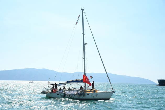 Global Sumud Flotilla activists arrive in Albania VLORE, ALBANIA - AUGUST 21: Boats carrying pro-Palestinian Italian and Albanian activists arrive off the coast of Vlore after sailing from Brindisi, Italy, on August 21, 2026 in Vlore, Albania. Several of the vessels had reportedly been damaged by the Israeli military during the flotilla s previous mission. The activists arrival coincides with the anniversary of the 1991 exodus in which thousands of Albanian refugees reached Italy s Puglia region aboard an overcrowded ship. The group is also expected to support the Flamingo Revolution protest against the reported sale of a beach in Zvernec for a tourism project allegedly linked to Ivanka Trump and Jared Kushner. Olsi Shehu Anadolu Vlore  Copyright: x2026xAnadoluxOlsixShehux