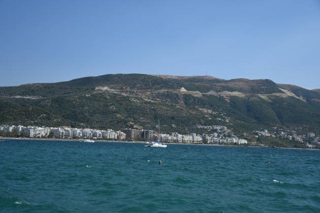 Global Sumud Flotilla activists arrive in Albania VLORE, ALBANIA - AUGUST 21: Boats carrying pro-Palestinian Italian and Albanian activists arrive off the coast of Vlore after sailing from Brindisi, Italy, on August 21, 2026 in Vlore, Albania. Several of the vessels had reportedly been damaged by the Israeli military during the flotilla s previous mission. The activists arrival coincides with the anniversary of the 1991 exodus in which thousands of Albanian refugees reached Italy s Puglia region aboard an overcrowded ship. The group is also expected to support the Flamingo Revolution protest against the reported sale of a beach in Zvernec for a tourism project allegedly linked to Ivanka Trump and Jared Kushner. Olsi Shehu Anadolu Vlore  Copyright: x2026xAnadoluxOlsixShehux