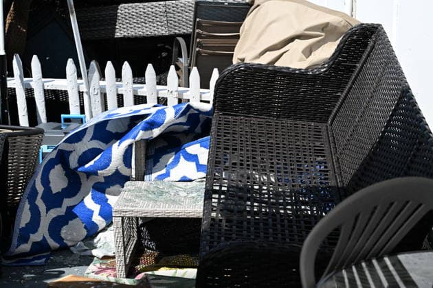 Tornado damage at Atlantic Beach in Long Island, New York NEW YORK, UNITED STATES - AUGUST 21: Emergency personnel and cleanup crews work amidst debris at the Sun and Surf Beach Club in Atlantic Beach, Long Island, New York, United States on August 21, 2026, following a rare tornado touchdown. The storm made landfall at approximately 7:11 p.m. on Thursday evening as a waterspout before moving ashore, destroying roughly 50 cabanas and tearing off roofs across the facility while nearly 100 people were present. Nassau County declared a state of emergency overnight as search teams swept the property, reporting only one minor injury, while the National Weather Service officially confirmed the tornadic event on Friday morning Kyle Mazza Anadolu  Copyright: x2026xAnadoluxKylexMazzax