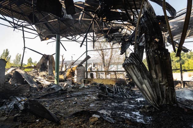 Aftermath of Russian drone attack in Kramatorsk, Ukraine KRAMATORSK, UKRAINE - AUGUST 21: A view of a destroyed warehouse on fire following a Russian drone strike in Kramatorsk, Ukraine, on August 21, 2026. Francisco Richart Anadolu Donetsk Oblast Ukraine. Editorial use only. Please get in touch for any other usage.  Copyright: x2026xAnadoluxFranciscoxRichartx