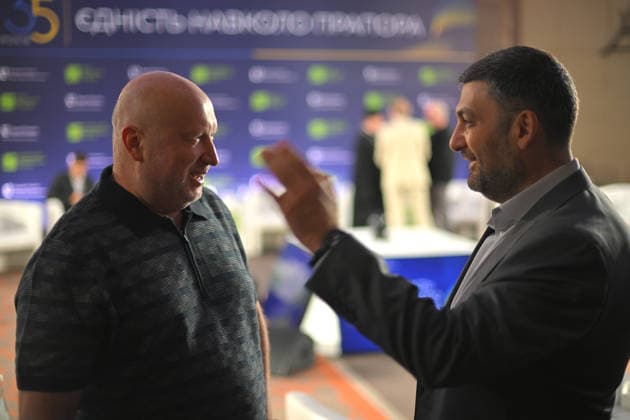 Former Speaker of the Ukrainian Parliament, Acting President of Ukraine (2014) Oleksandr Turchynov (L) and Ukrainian politician, entrepreneur and former Ukrainian Prime Minister Volodymyr Groysman talk on the sidelines of the 35 Years of Restored Independence: Unity Around the Flag National Roundtable, organised by the Kyiv Security Forum, ahead of Ukraine’s 35th Independence Day, Kyiv, Ukraine, August 21, 2026. (Photo by Yevhen Kotenko Ukrinform) National roundtable marking 35 years of Ukraine’s independence  Copyright: xYevhenxKotenkox