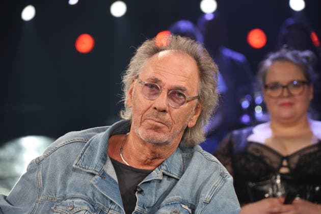 Hugo Egon Balder, Entertainer, zu Gast in der NDR Talk Show am 21.8.2026 im 3. Programm des NDR Fernsehen, Fototermin vor der Aufzeichnung am 1.7.2026 im Fernsehstudio Hamburg Lokstedt *** Hugo Egon Balder, entertainer, guest on the NDR Talk Show on August 21, 2026, on Channel 3 of NDR Television; photo op before the taping on July 1, 2026, at the Hamburg Lokstedt television studio