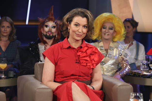 Franca Cuneo, Gastronomin, zu Gast in der NDR Talk Show am 21.8.2026 im 3. Programm des NDR Fernsehen, Fototermin vor der Aufzeichnung am 1.7.2026 im Fernsehstudio Hamburg Lokstedt *** Franca Cuneo, restaurateur, guest on the NDR Talk Show on August 21, 2026, on NDR TV’s Channel 3; photo op before the taping on July 1, 2026, at the Hamburg Lokstedt TV studio