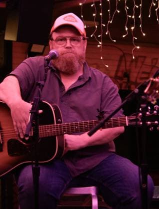 Las Vegas Songwriters Festival 2026 - Day 2 Las Vegas Songwriters Festival 2026 - Day 2 at Mandalay Bay Resort & Casino. 21 Aug 2026 Pictured: Bobby Pinson.  Copyright: xThexMegaxAgencyxMBS MEGAx