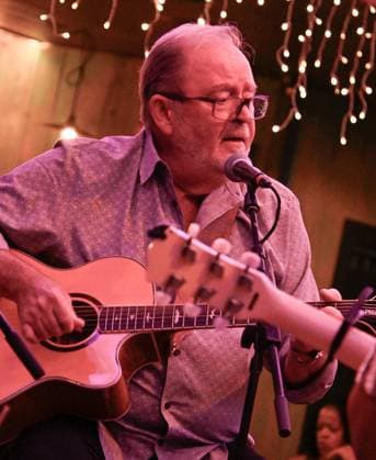 Las Vegas Songwriters Festival 2026 - Day 2 Las Vegas Songwriters Festival 2026 - Day 2 at Mandalay Bay Resort & Casino. 21 Aug 2026 Pictured: Steve Bogard.  Copyright: xThexMegaxAgencyxMBS MEGAx